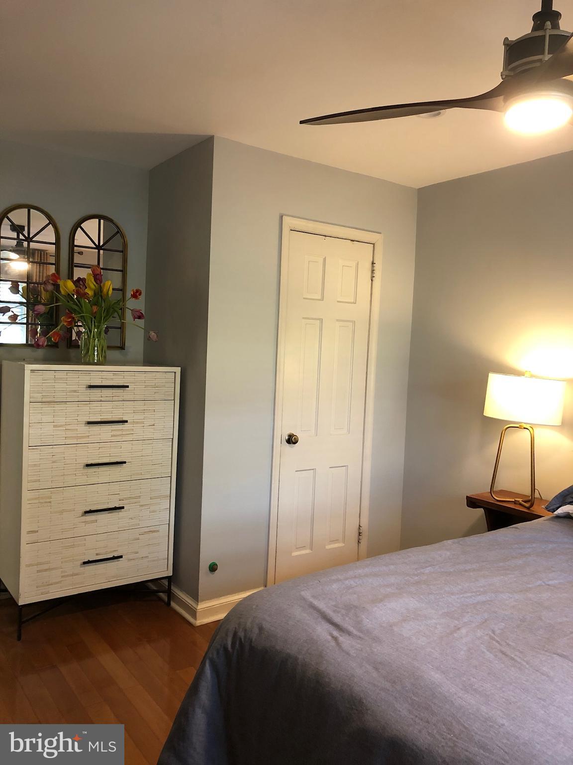 POTOWMACK CROSSING - Residential Lease