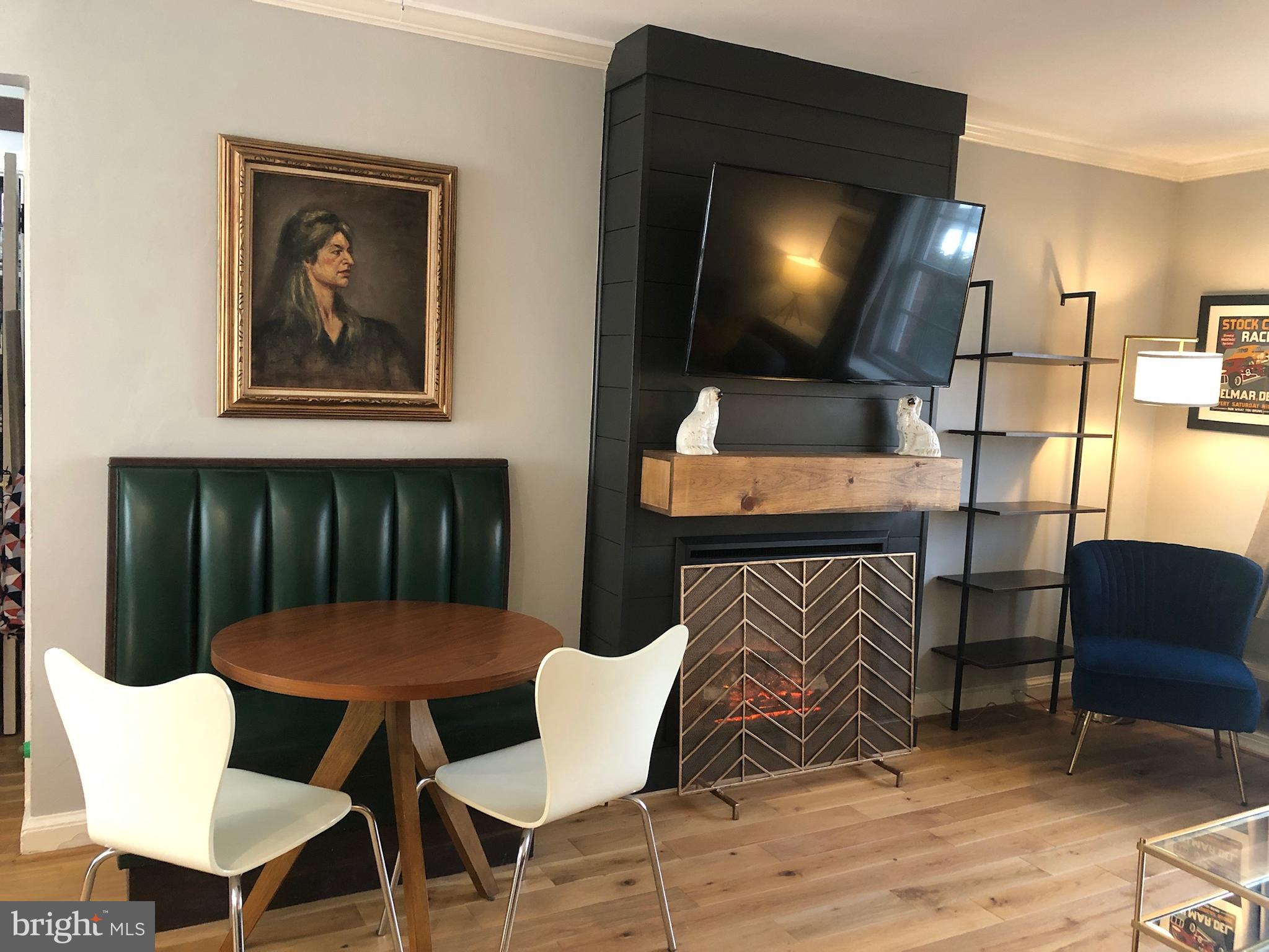 POTOWMACK CROSSING - Residential Lease