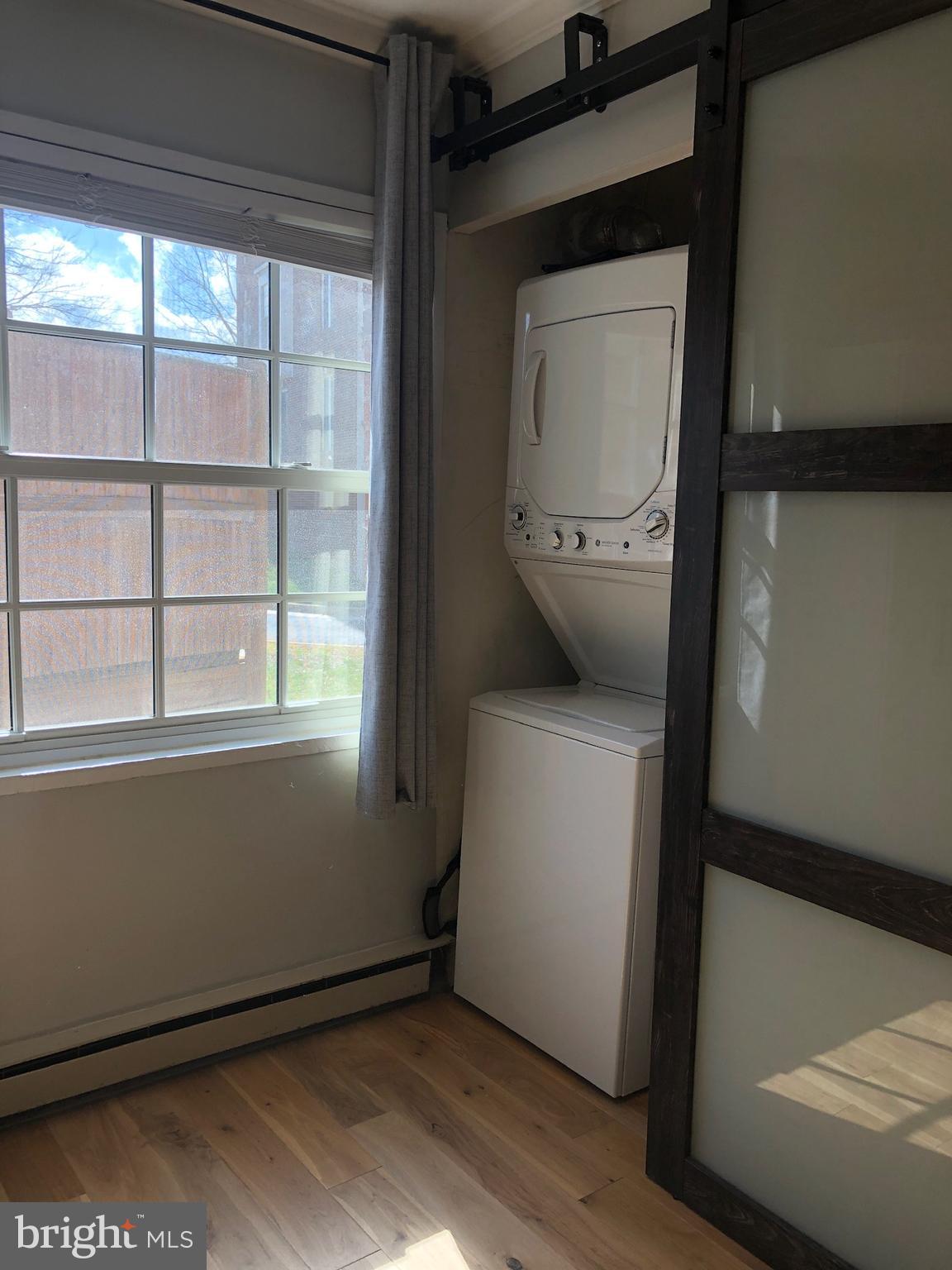 POTOWMACK CROSSING - Residential Lease