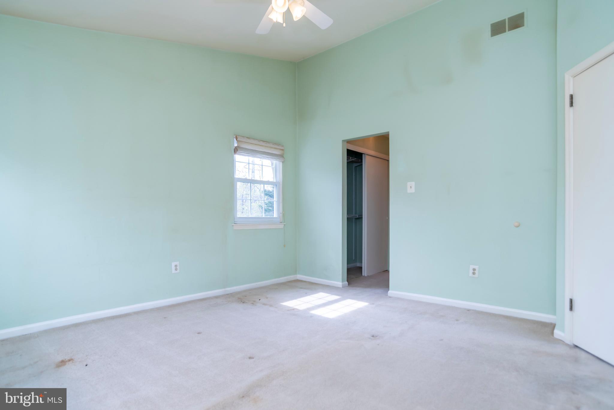 SAW MILL VALLEY - Residential