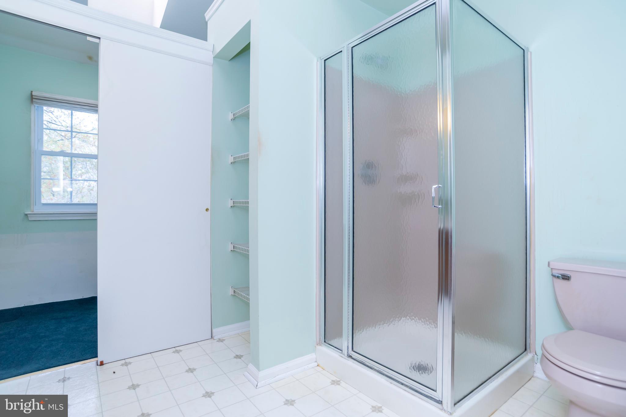 SAW MILL VALLEY - Residential