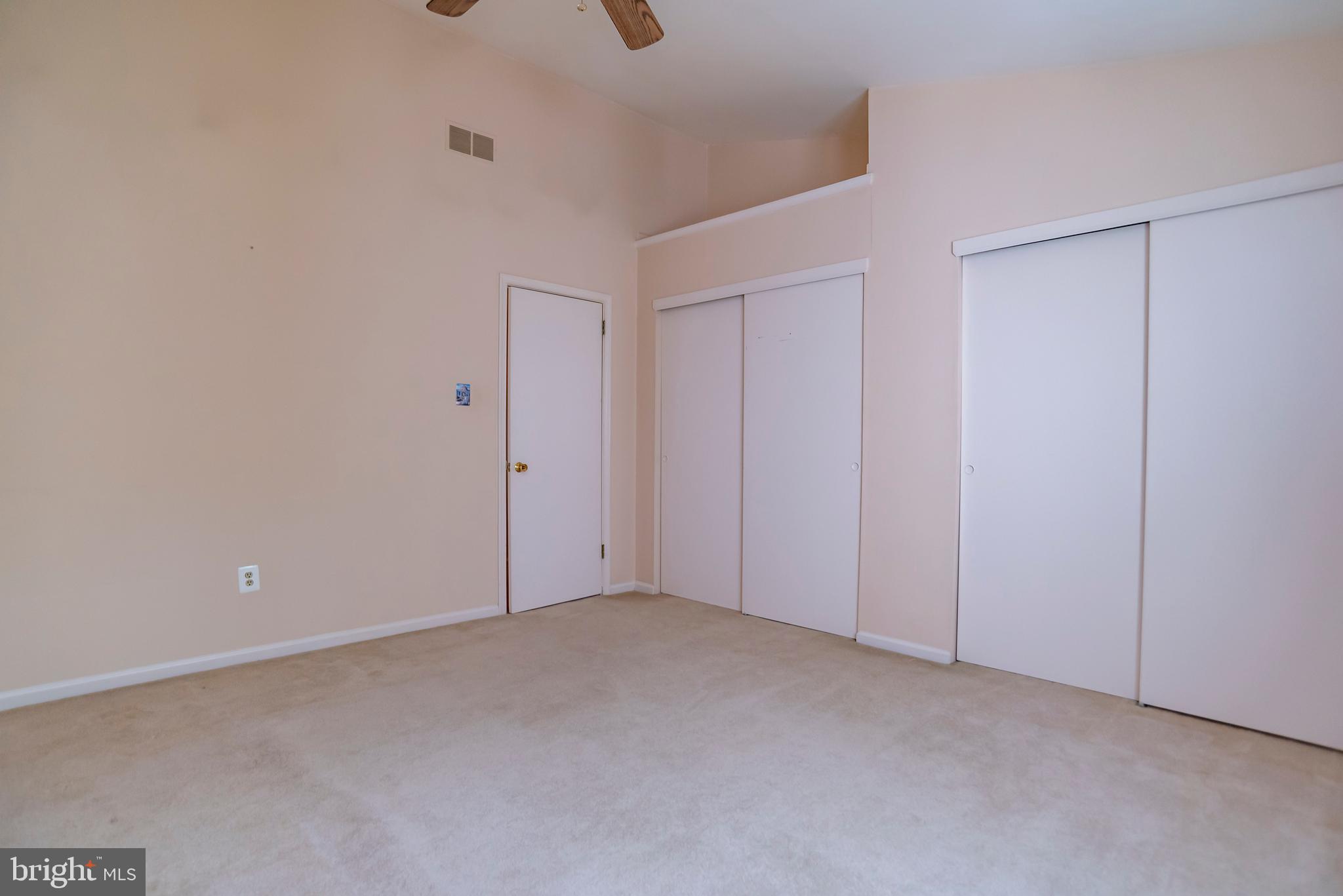 SAW MILL VALLEY - Residential