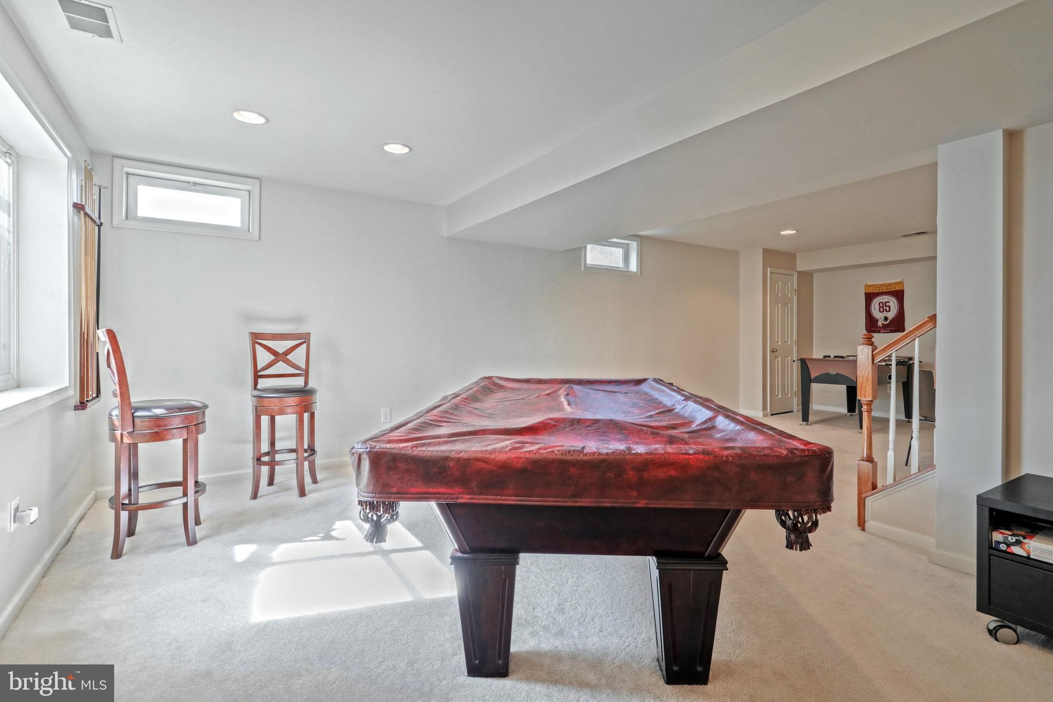 THISTLE DOWNS - Residential