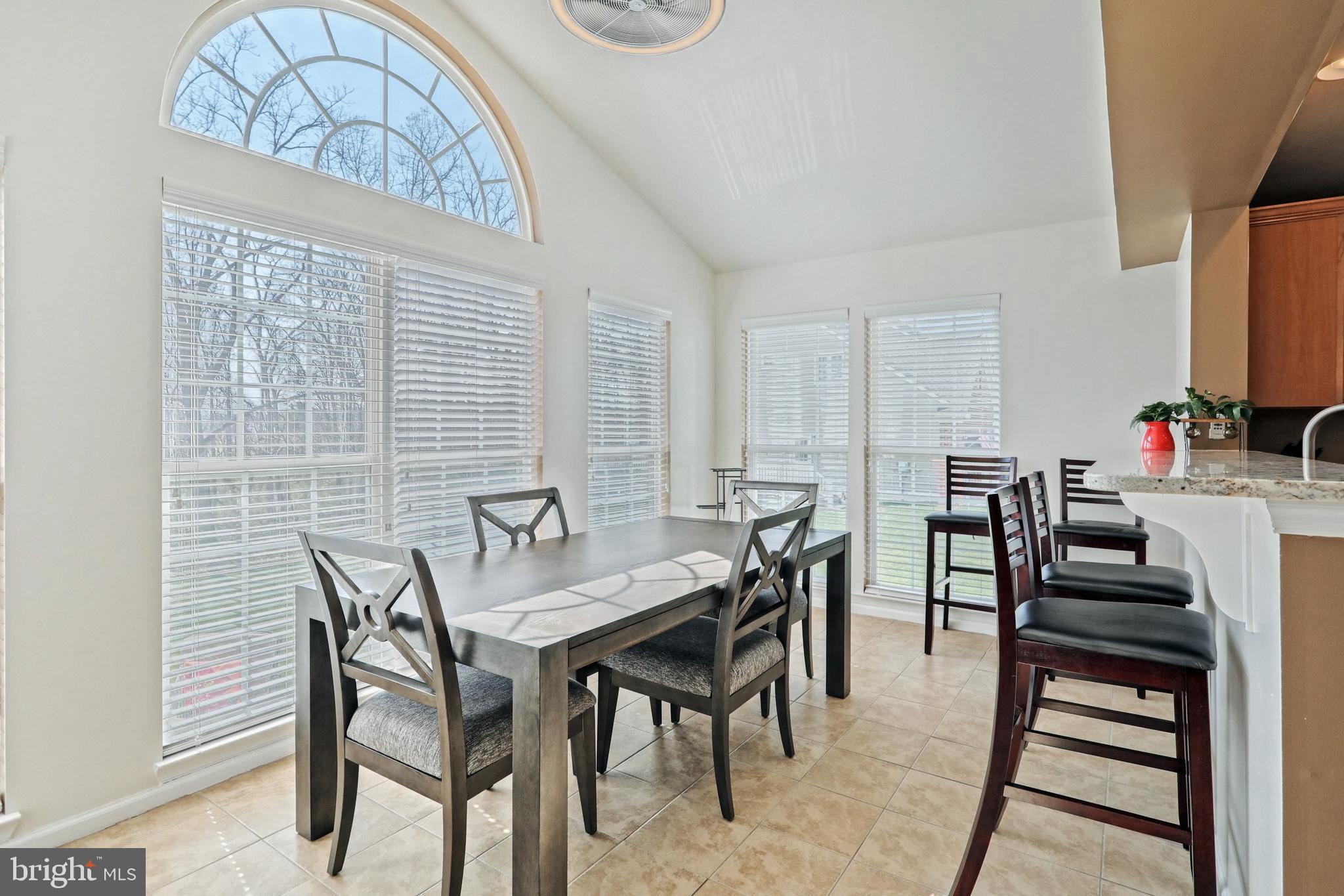 THISTLE DOWNS - Residential