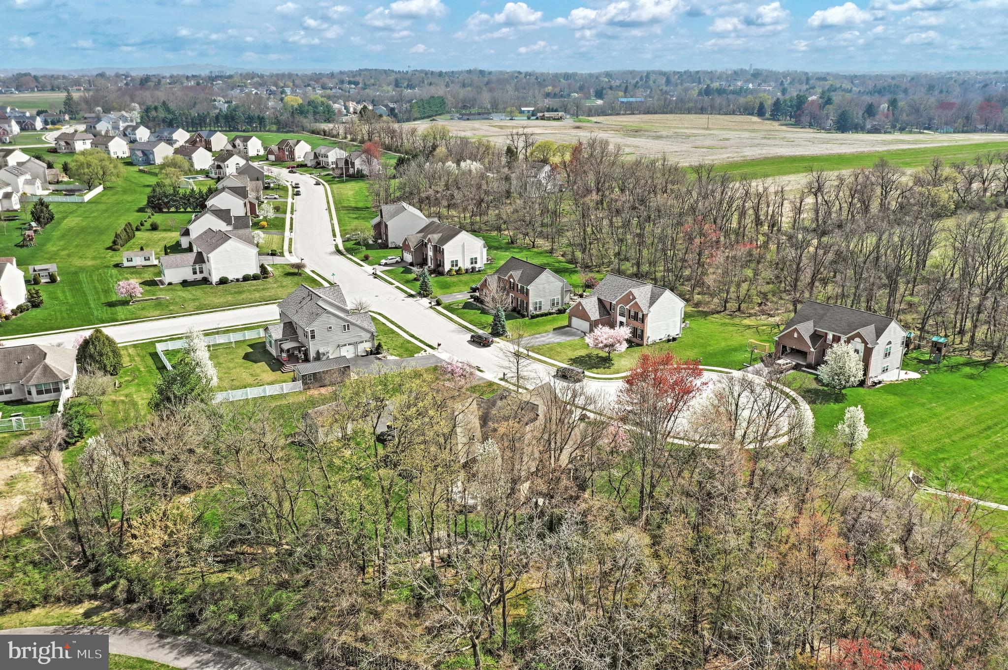 THISTLE DOWNS - Residential