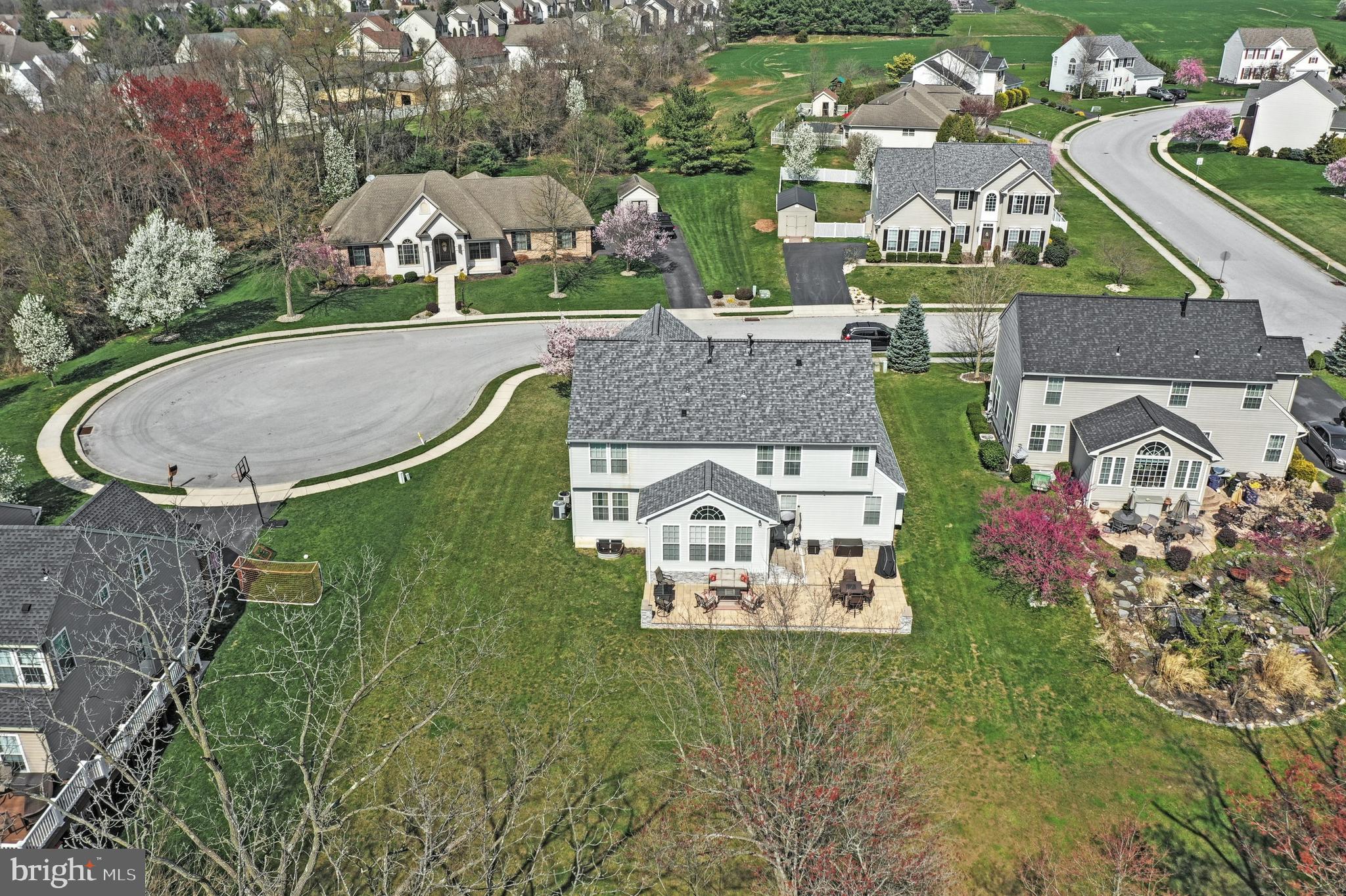 THISTLE DOWNS - Residential