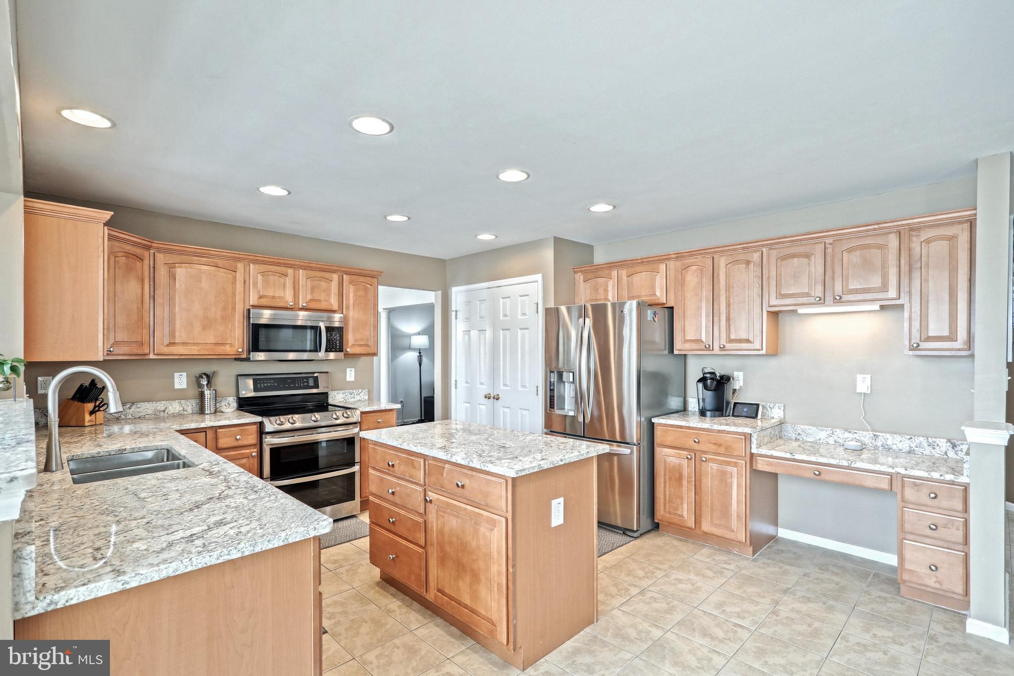 THISTLE DOWNS - Residential