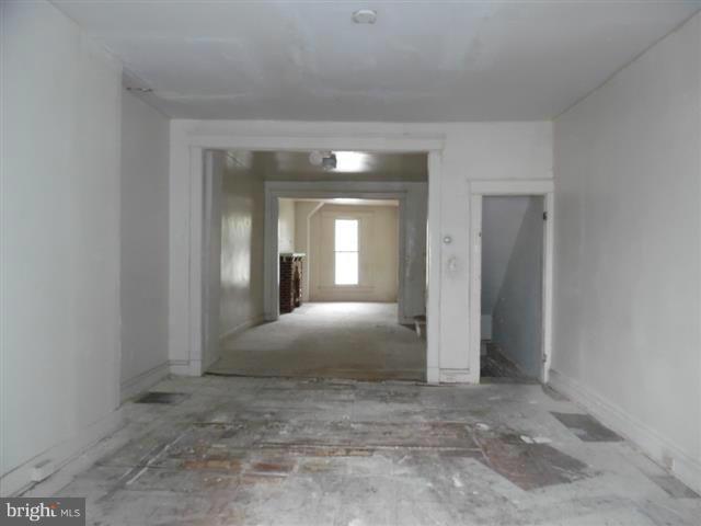 MONTEBELLO - Residential