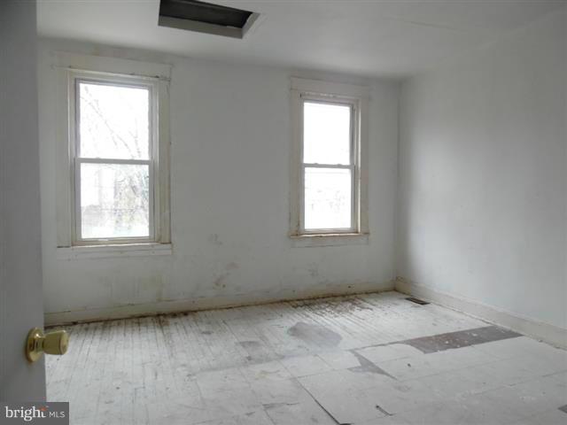 MONTEBELLO - Residential