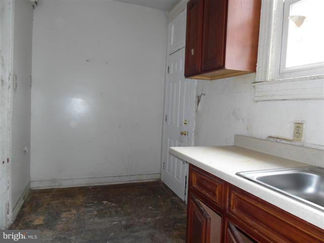 MONTEBELLO - Residential