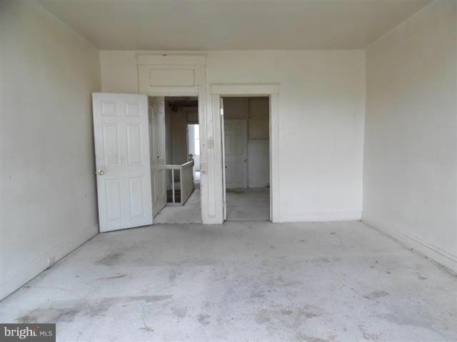 MONTEBELLO - Residential