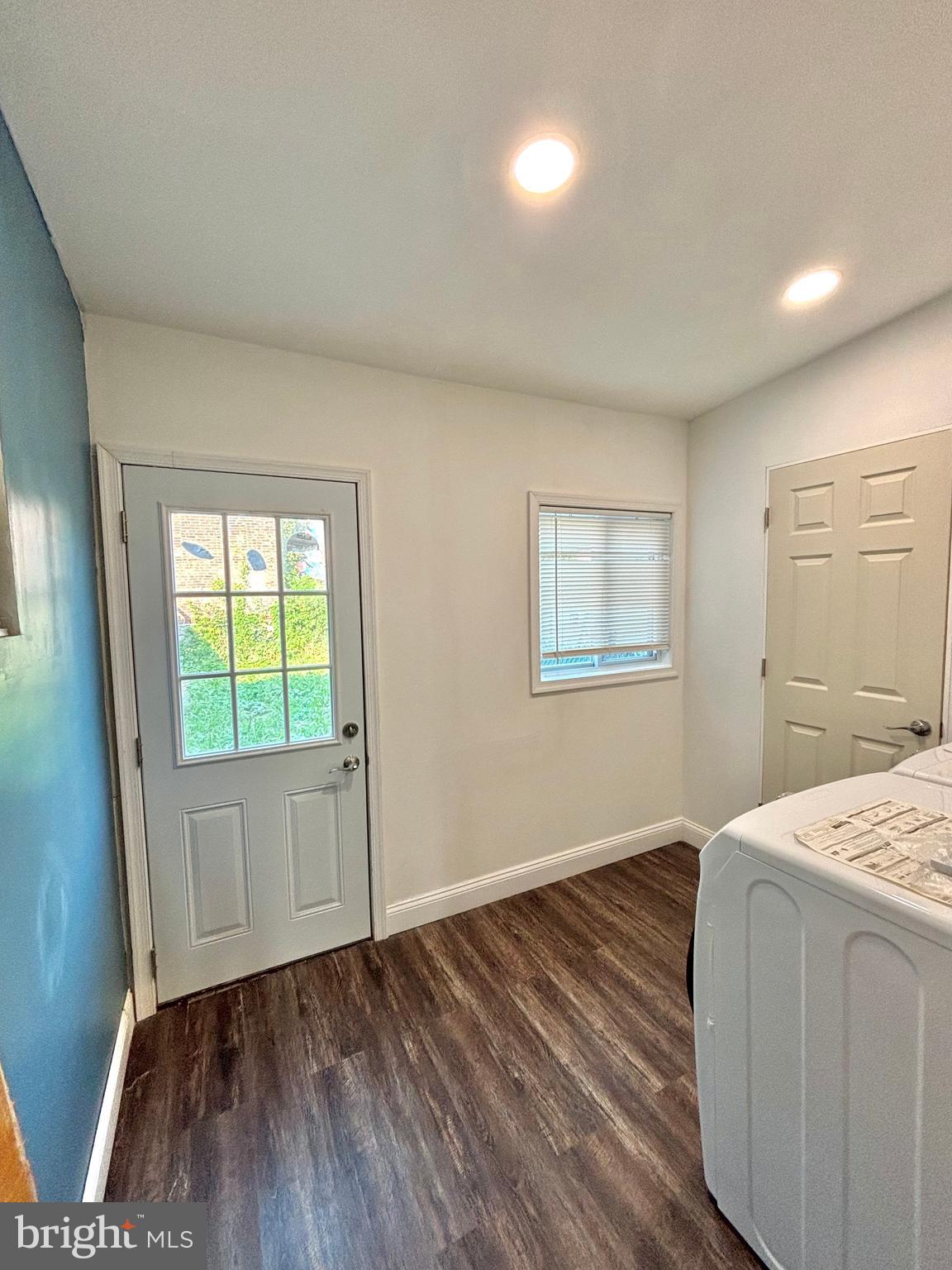 KENSINGTON - Residential