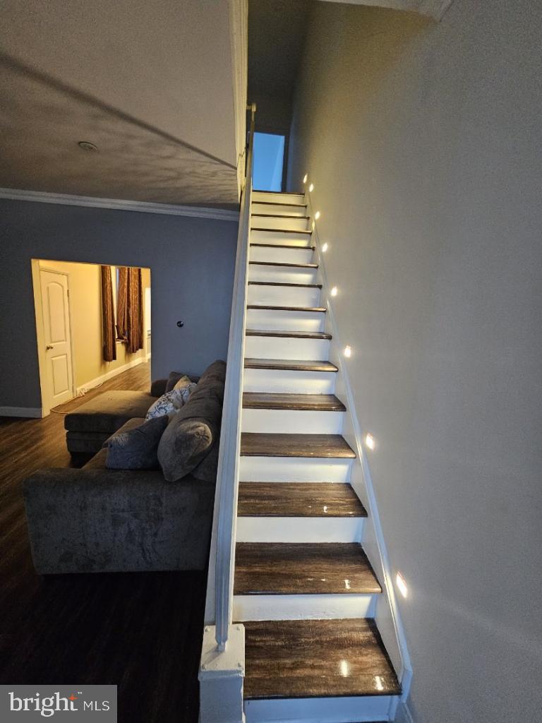 KENSINGTON - Residential