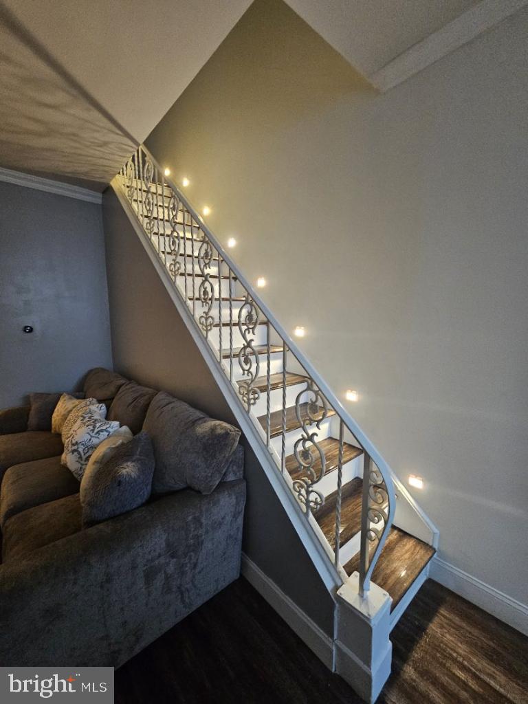 KENSINGTON - Residential