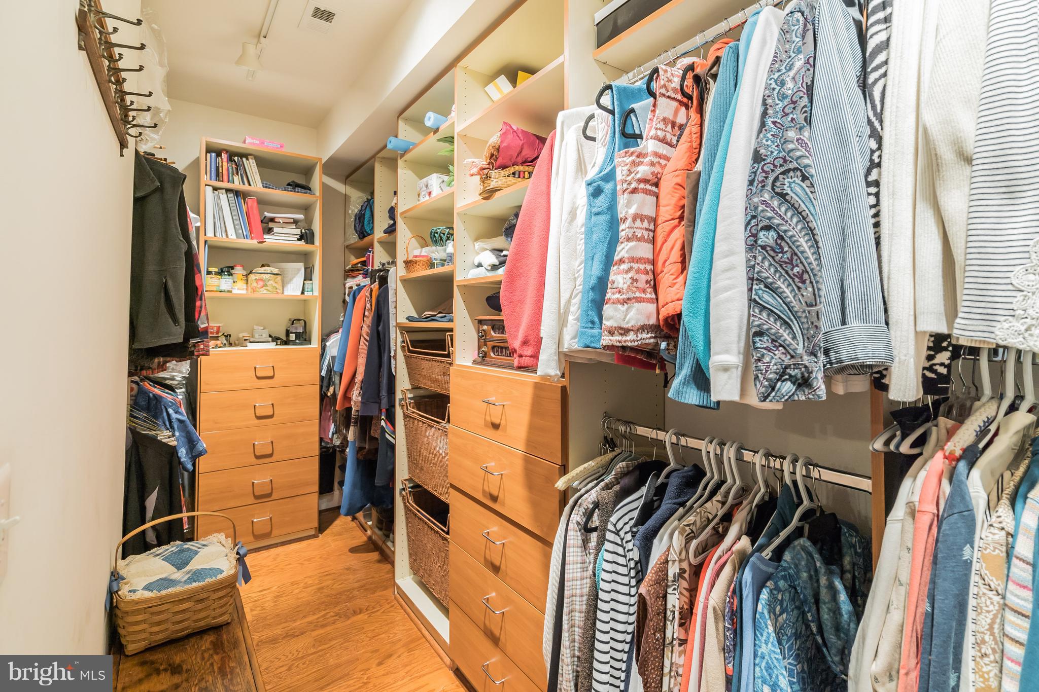 REGENCY AT DOMINION VALLEY - Residential