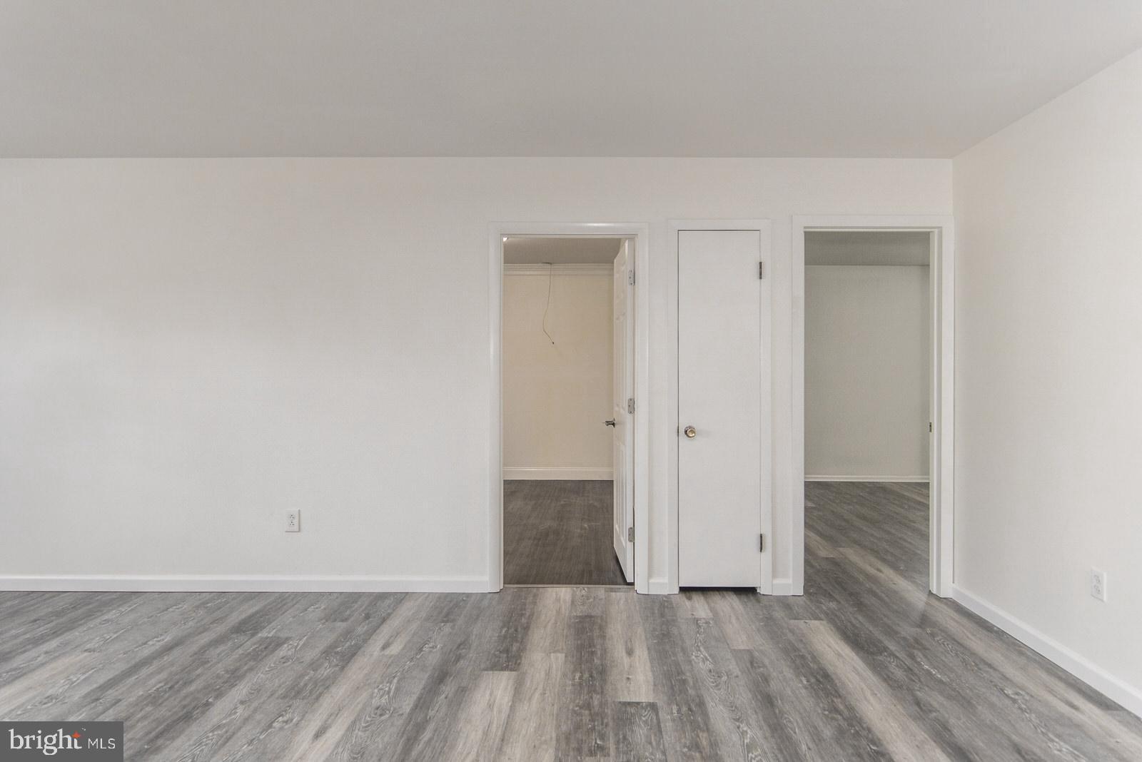 MAYFAIR - Commercial Sale