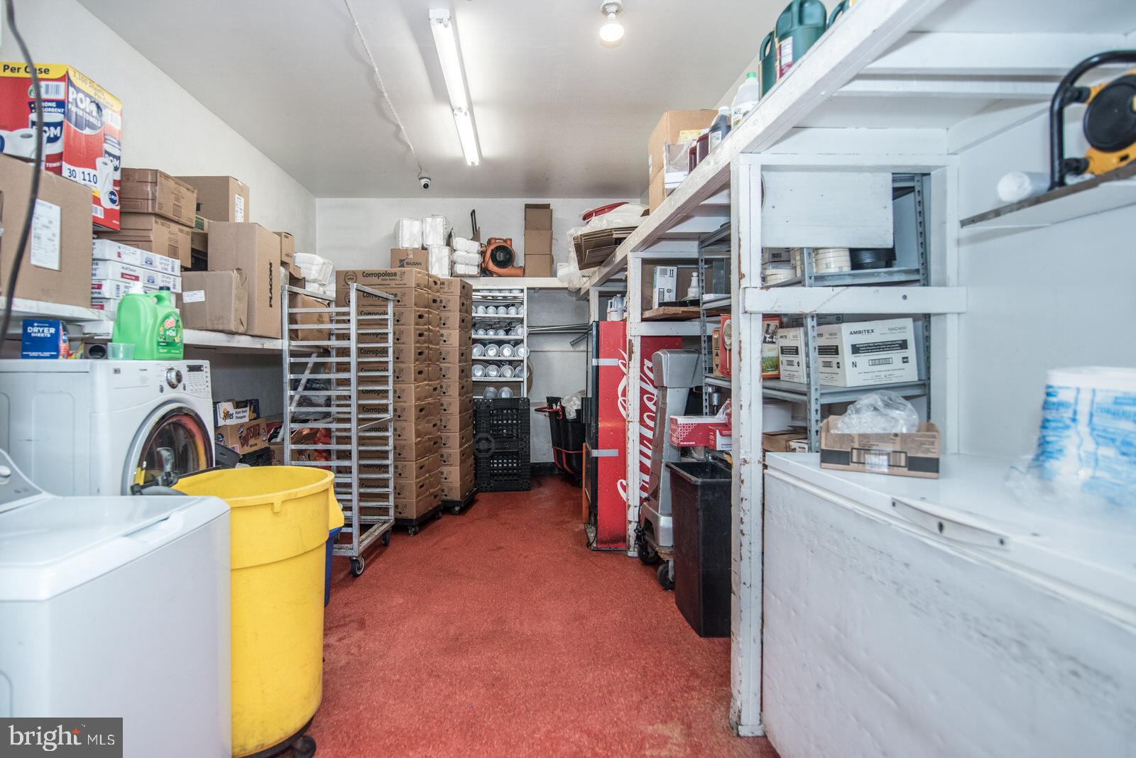 MAYFAIR - Commercial Sale
