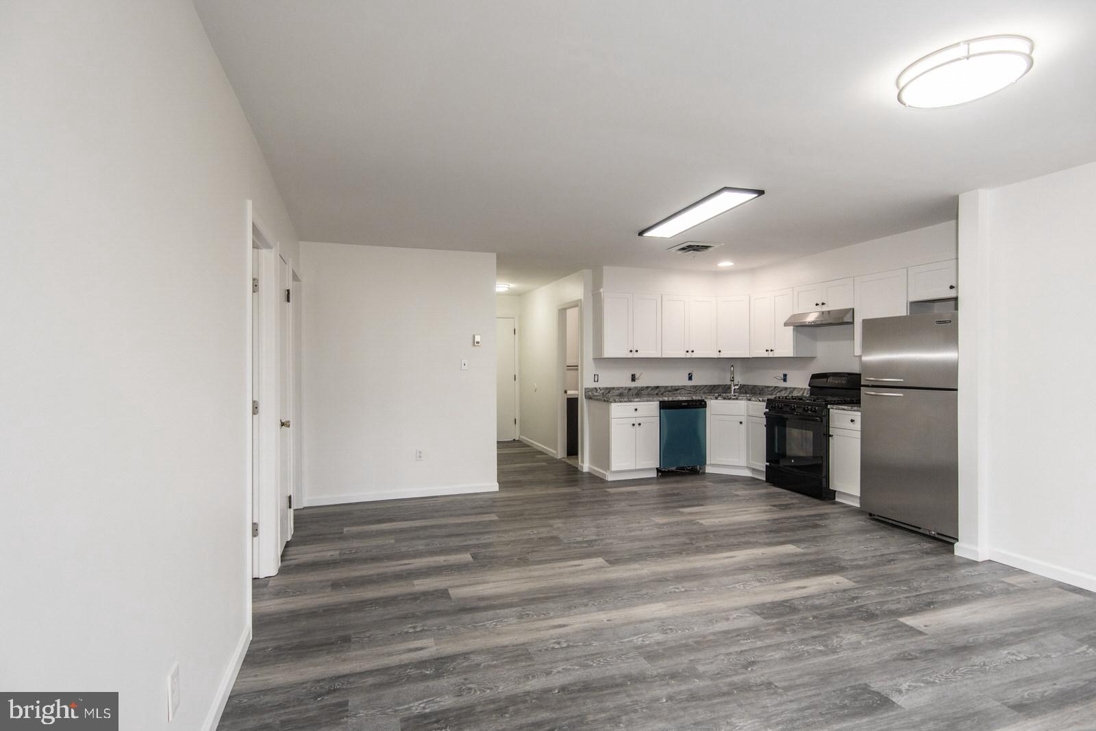 MAYFAIR - Commercial Sale