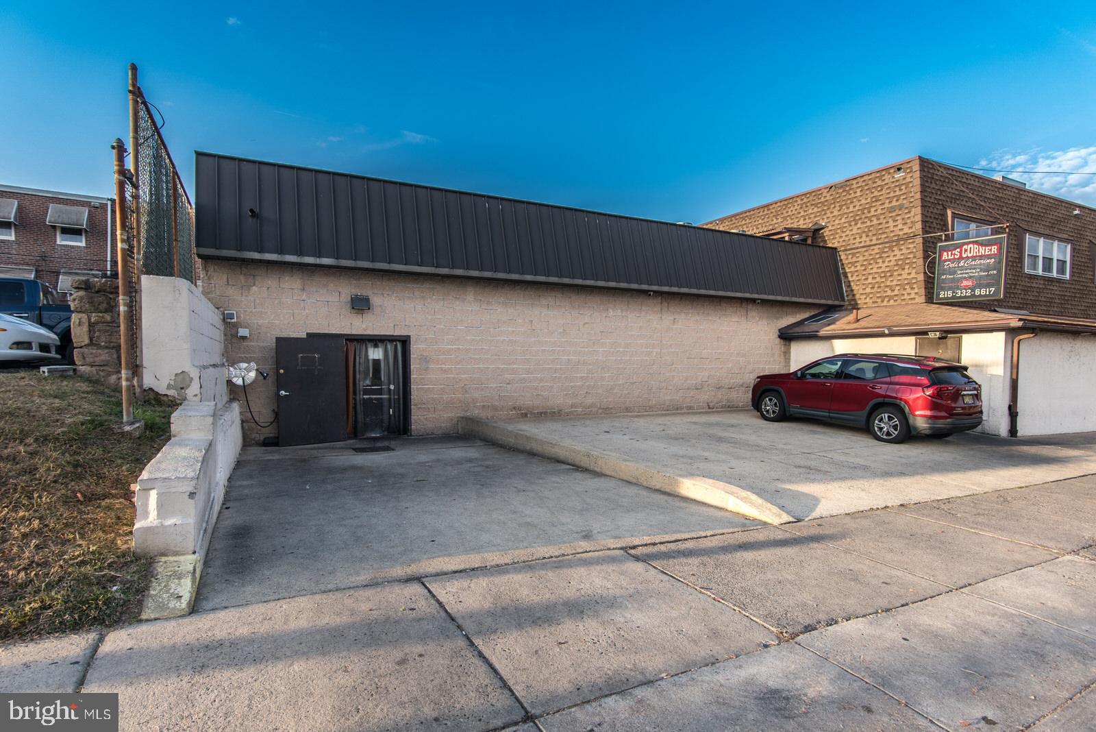 MAYFAIR - Commercial Sale