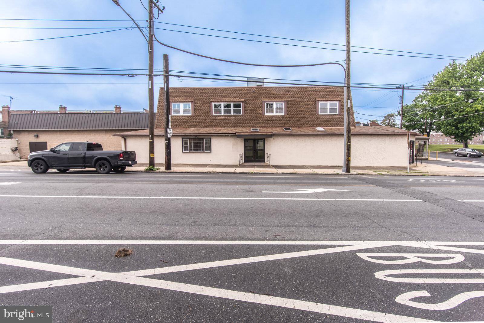 MAYFAIR - Commercial Sale