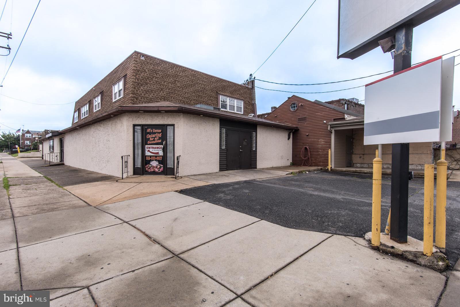 MAYFAIR - Commercial Sale