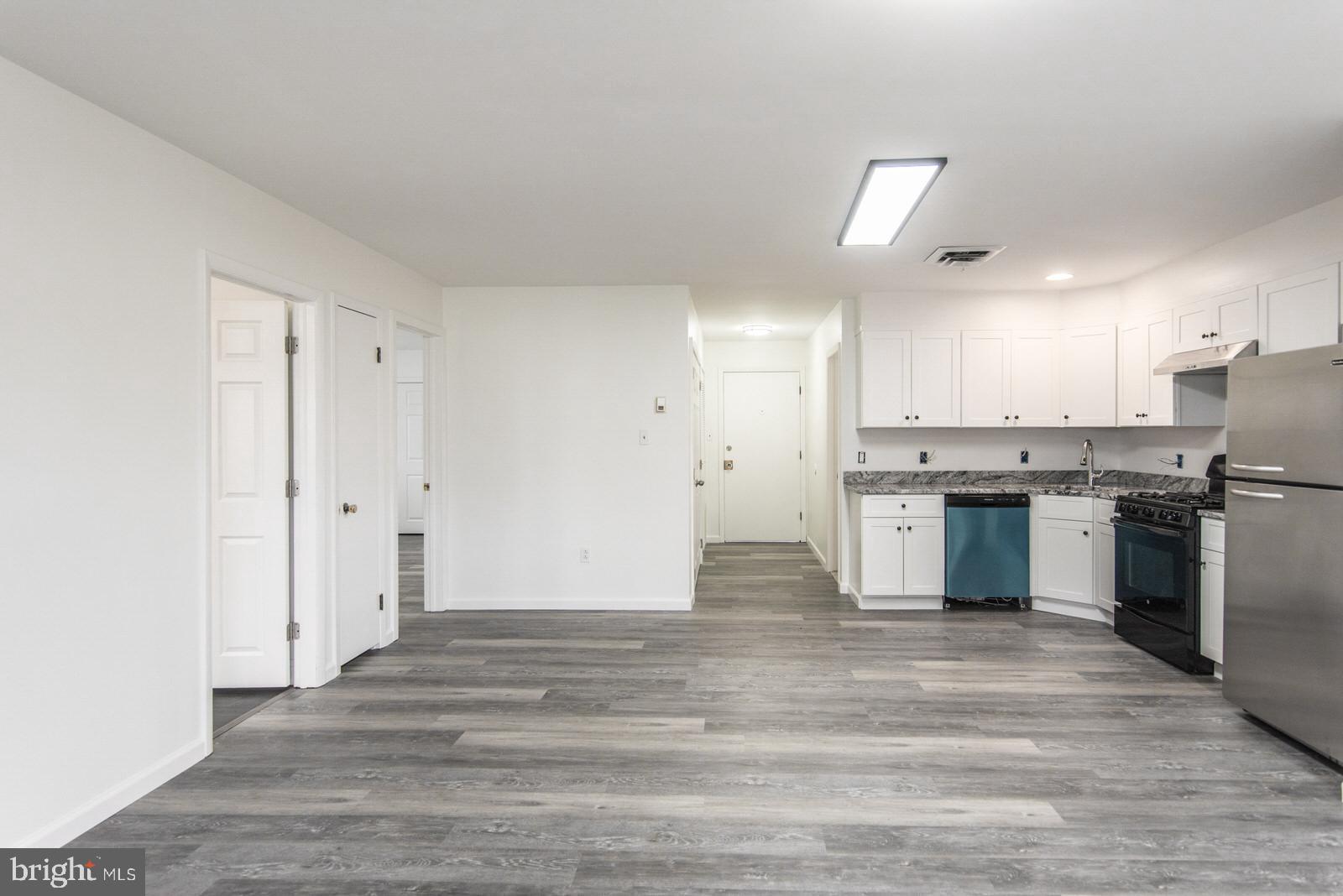 MAYFAIR - Commercial Sale