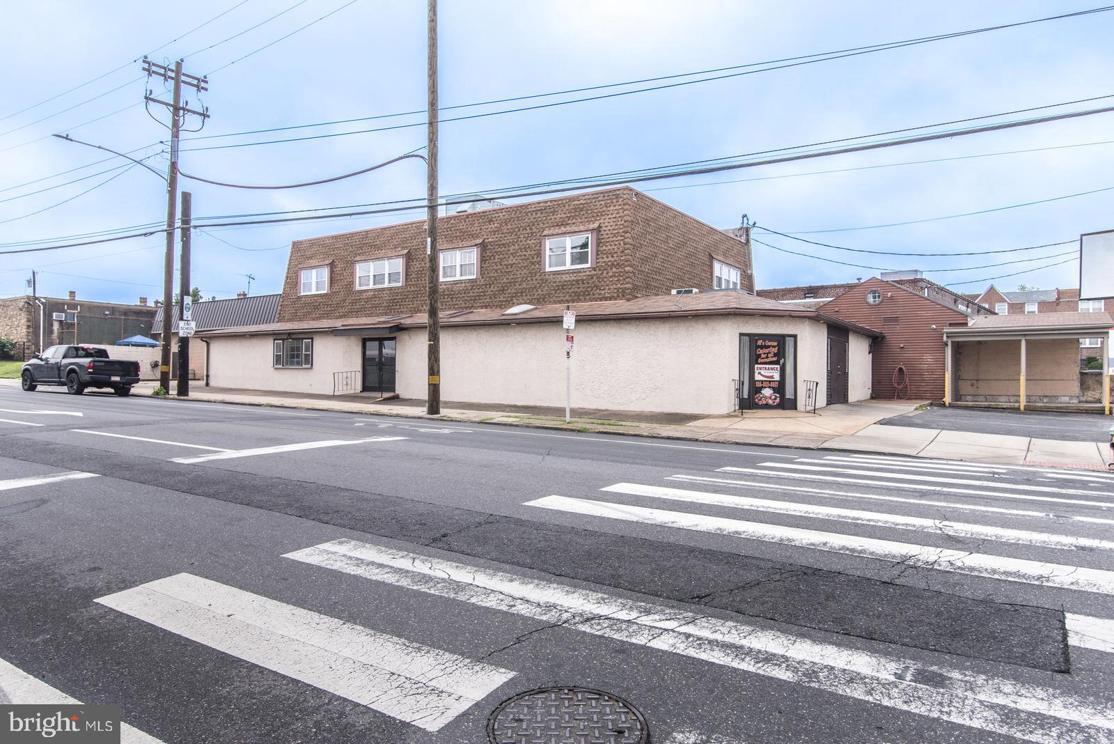 MAYFAIR - Commercial Sale