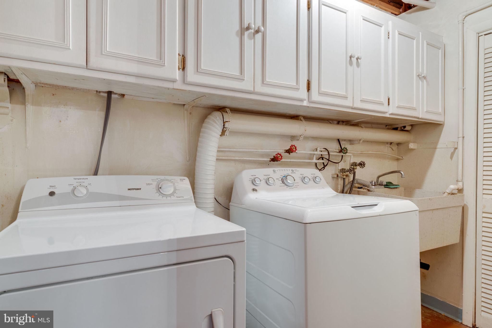 DAVIAN PLACE - Residential