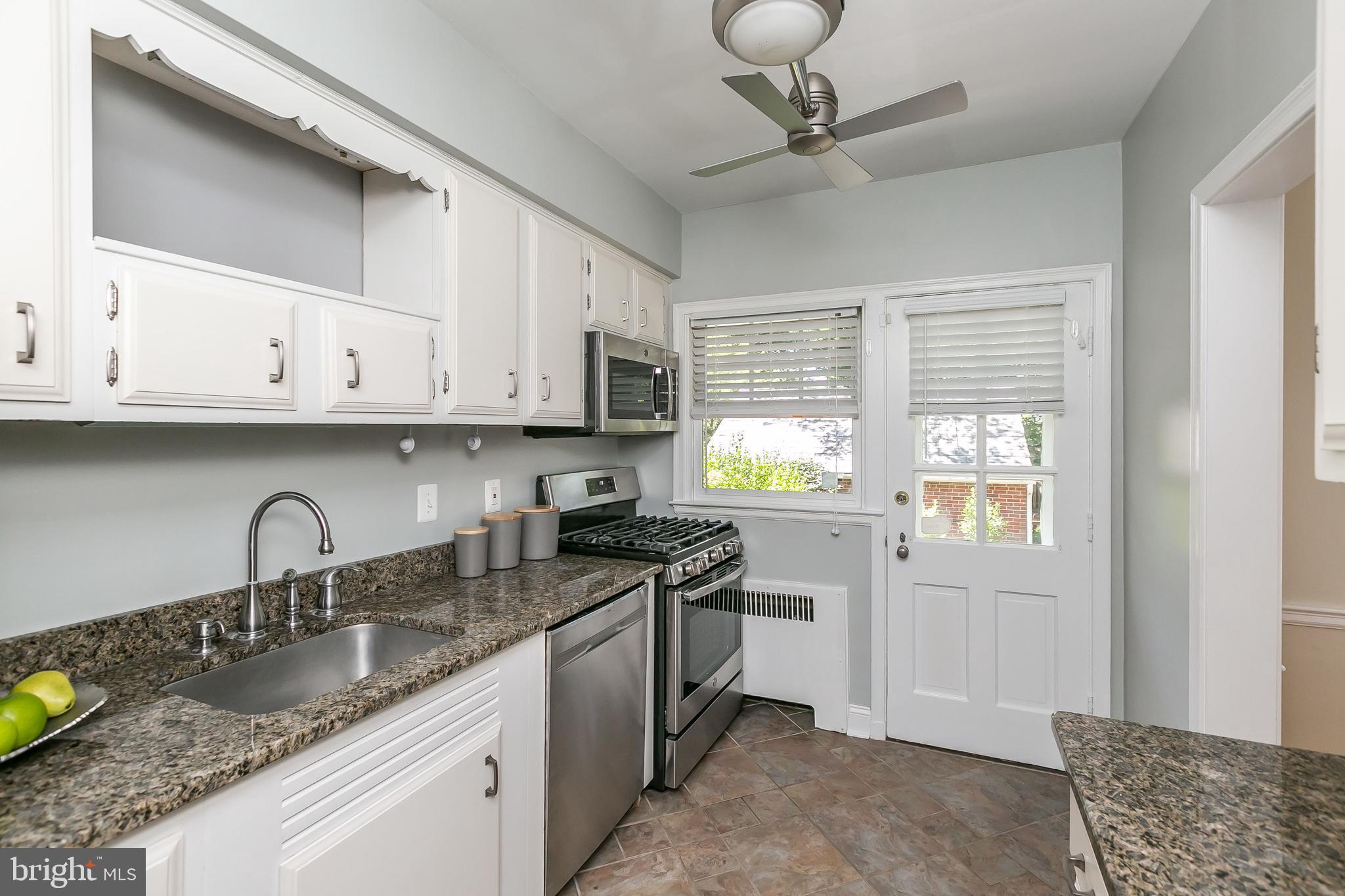 GREATER HOMELAND HISTORIC DISTRICT - Residential