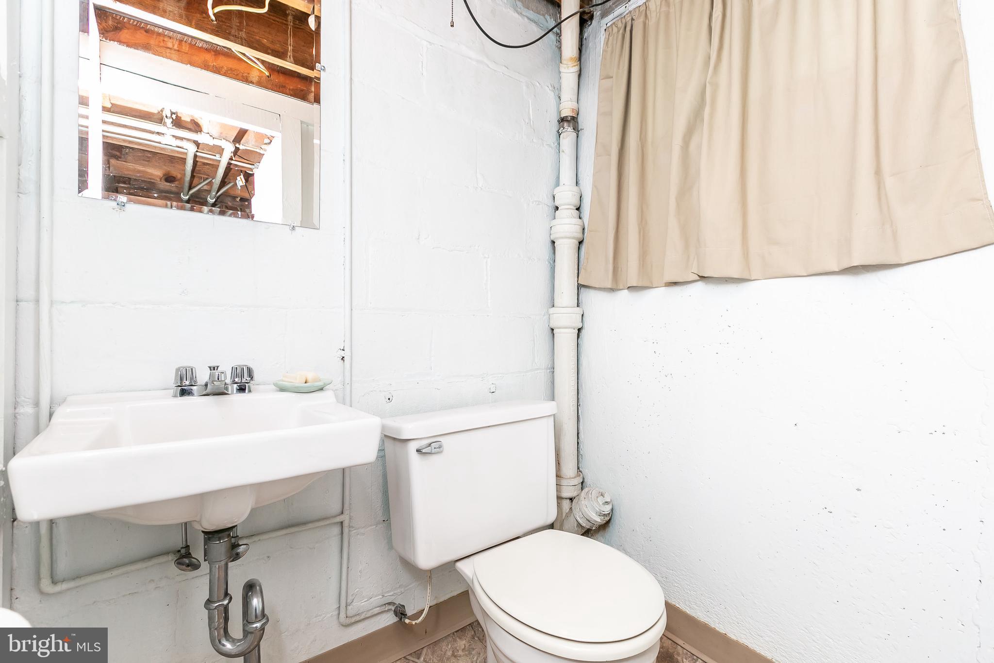 GREATER HOMELAND HISTORIC DISTRICT - Residential