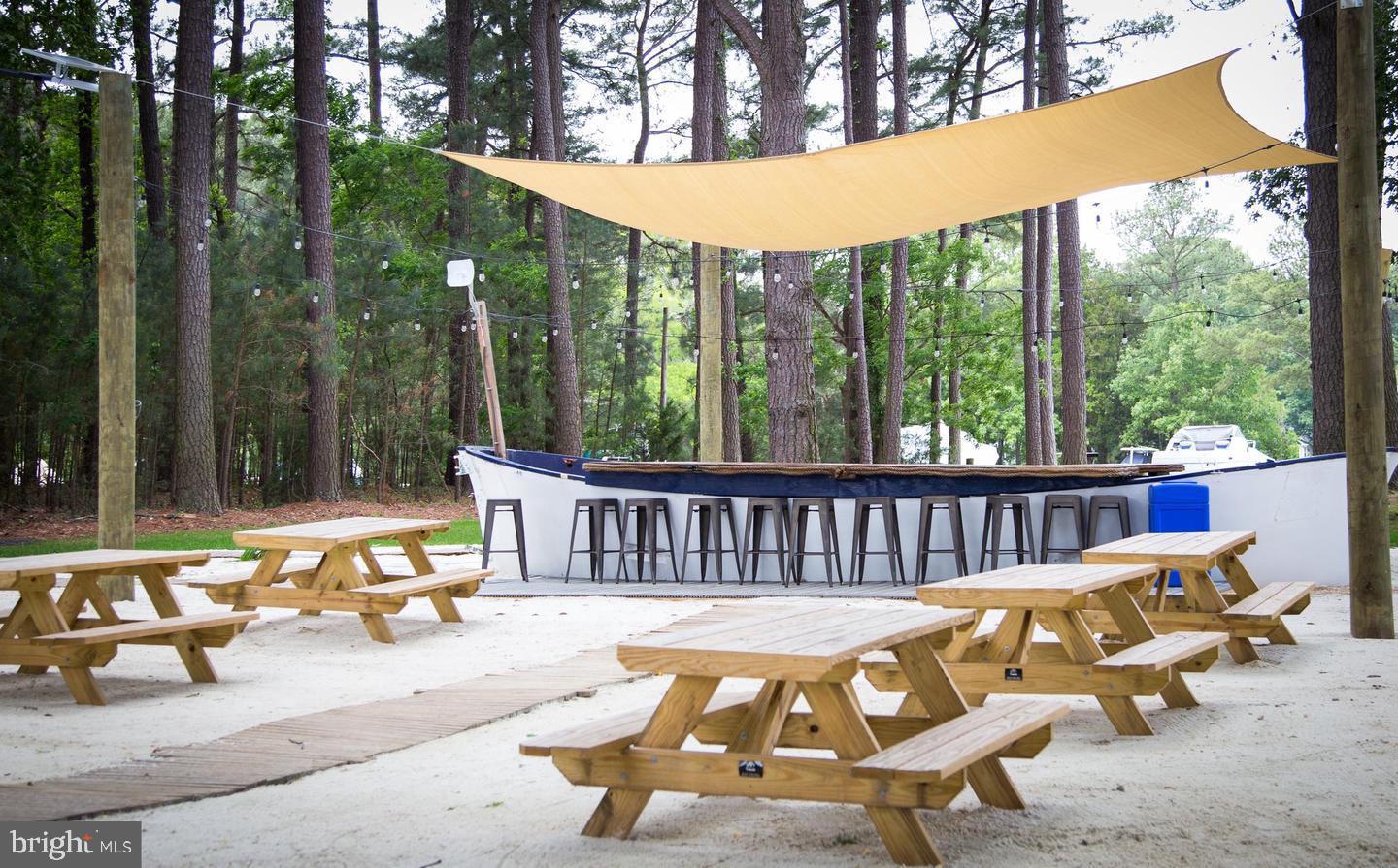 SWAN POINT - Residential