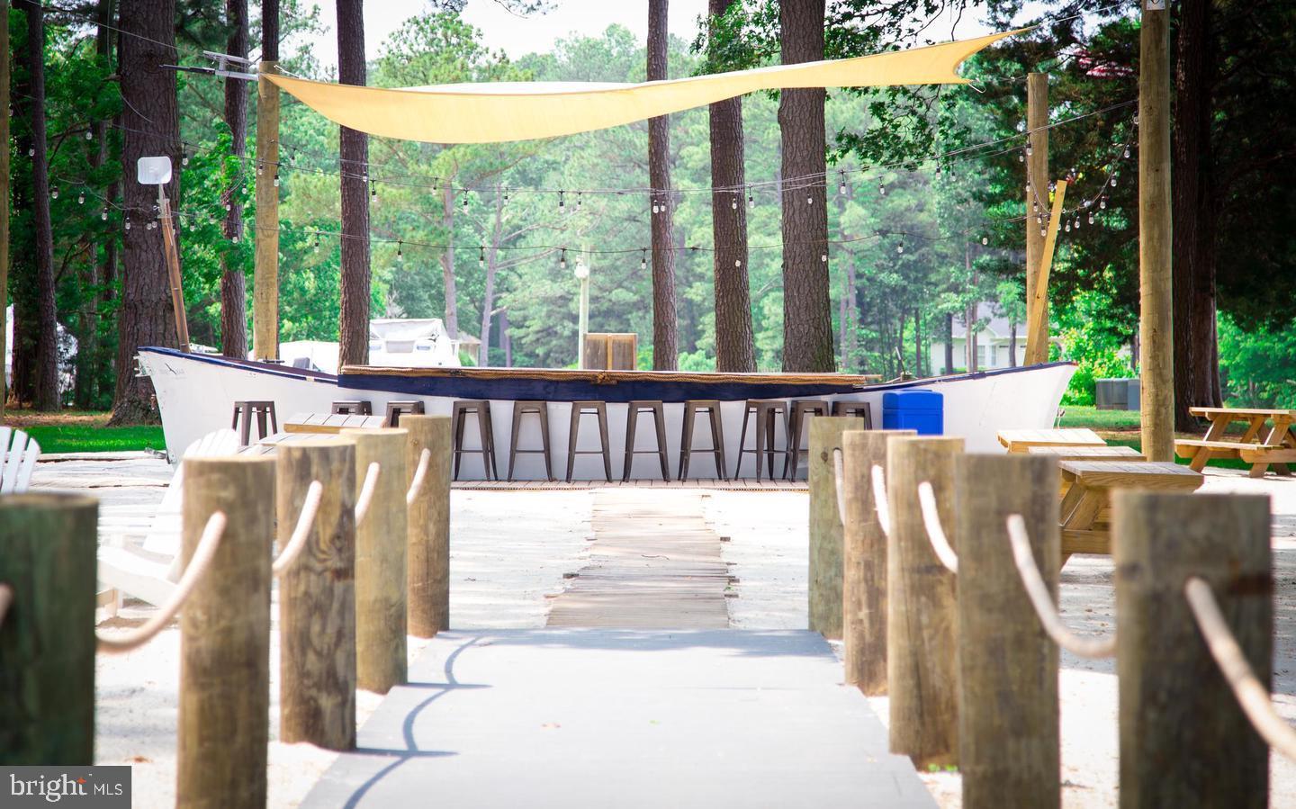 SWAN POINT - Residential