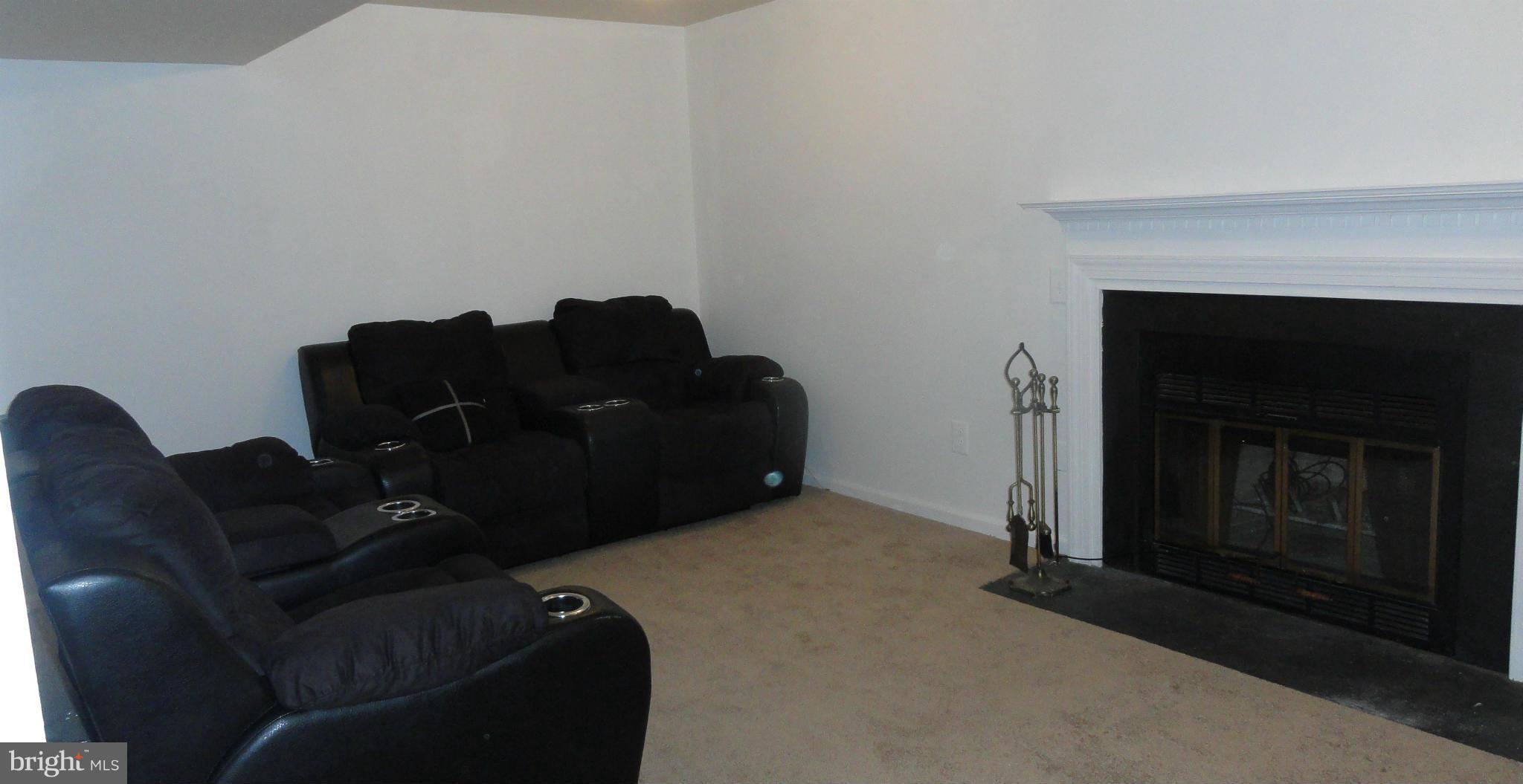 FRANKLIN FARM - Residential Lease