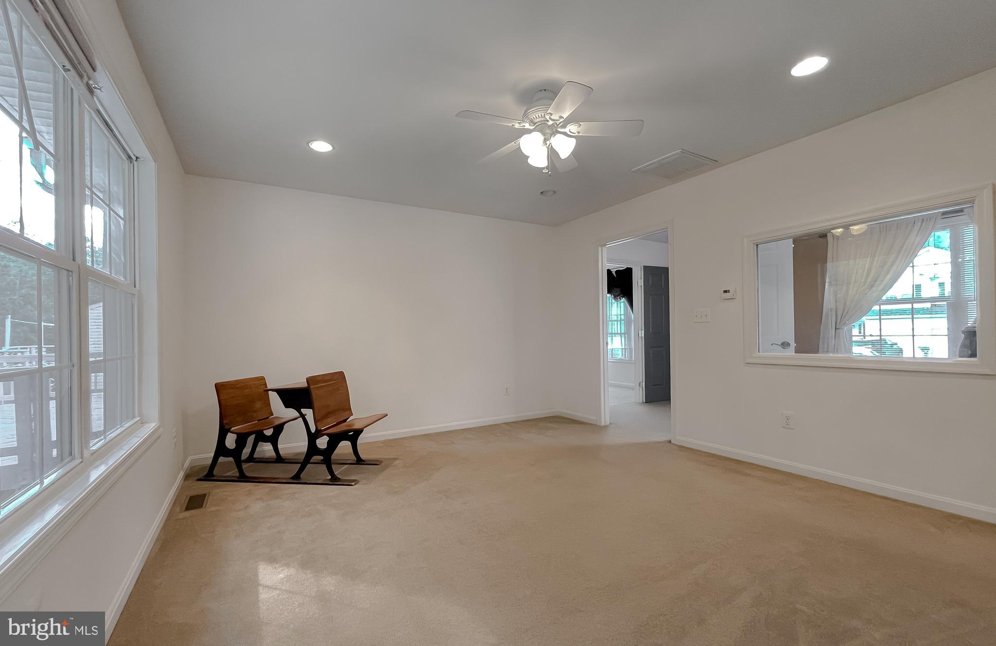 GREENBRIER - Residential