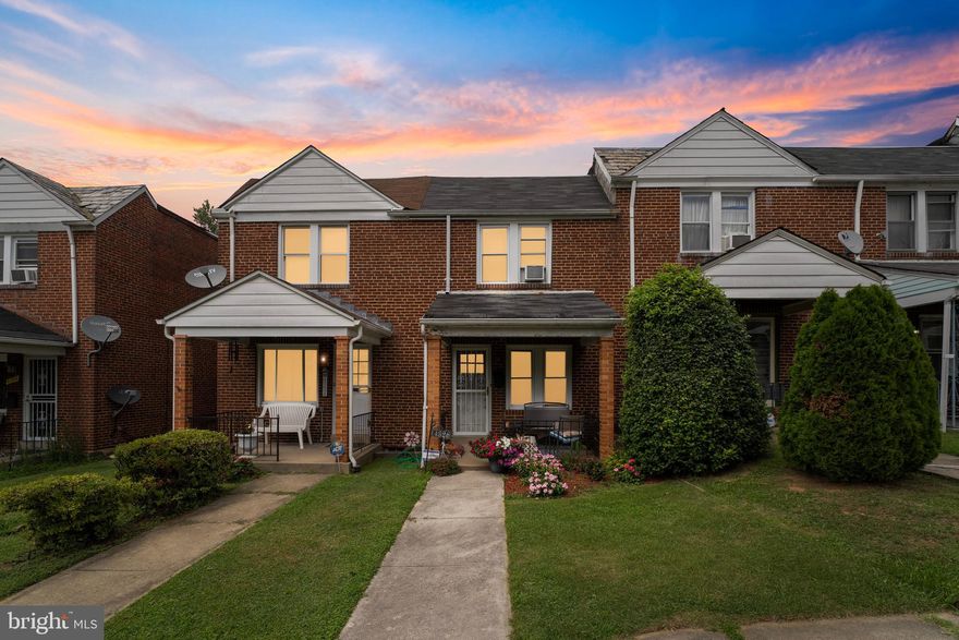 Welcome Home to 4326 Berger Ave! Adorable brick interior home in the Cedmont/ Frankford area. Home features 3 bedrooms and 2 full bathrooms. Step in the front door into the living room that then connects to the dining room.  Lead into the ample kitchen space that is well equipped for chef's of all levels! Upstairs you will fid three generously sized bedrooms and one full bathroom. Basement is unfinished, perfect for storage or could be finished off in the future. Basement has a full bathroom and laundry. In the rear you will find a parking pad! No competing for parking. Perfect for first time homebuyer or investor looking to add to there rental portfolio. 
House is being sold as is.