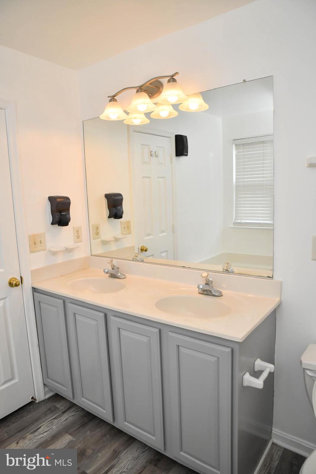 GRANDE VIEW PARK - Residential