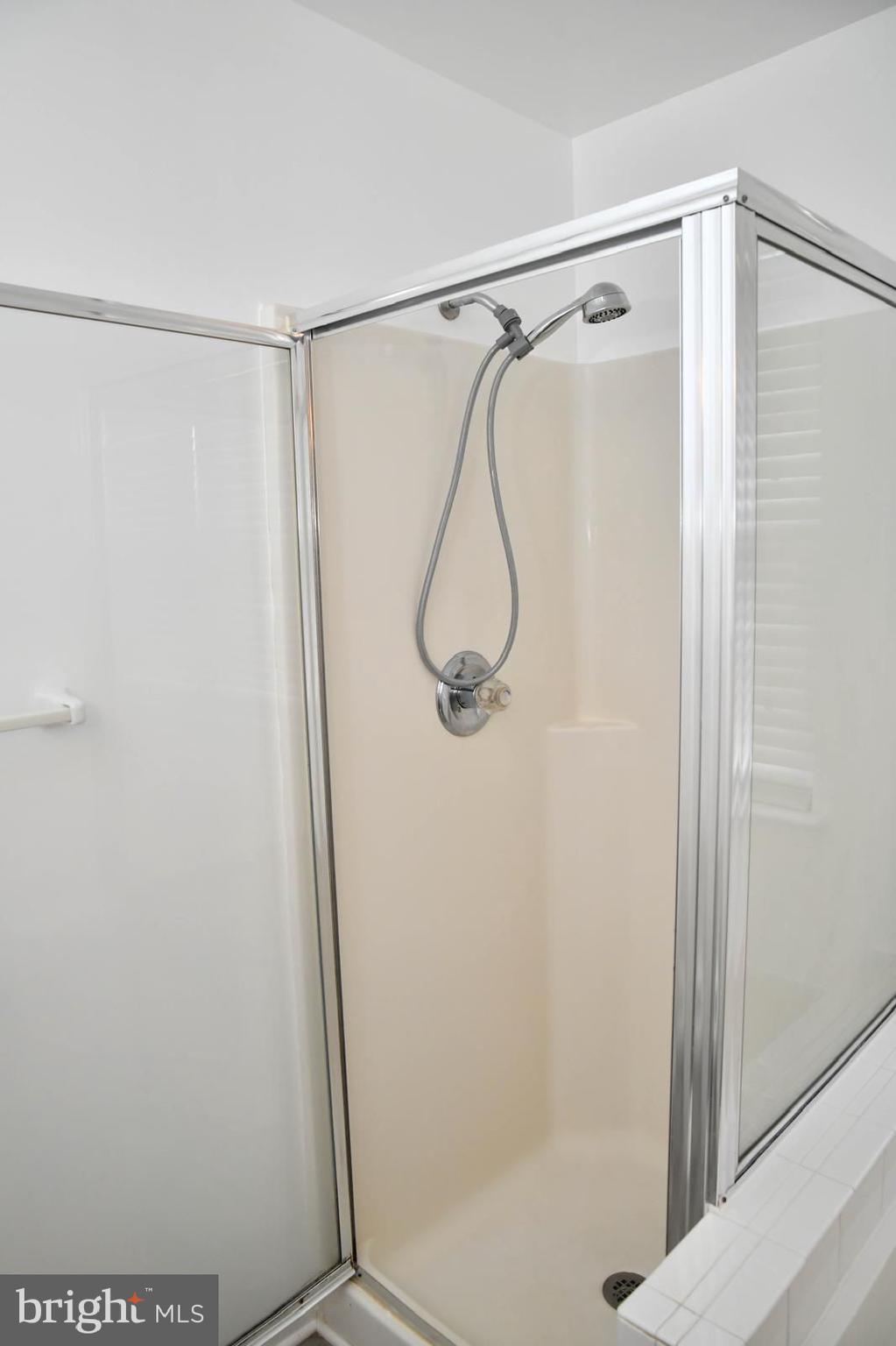 GRANDE VIEW PARK - Residential