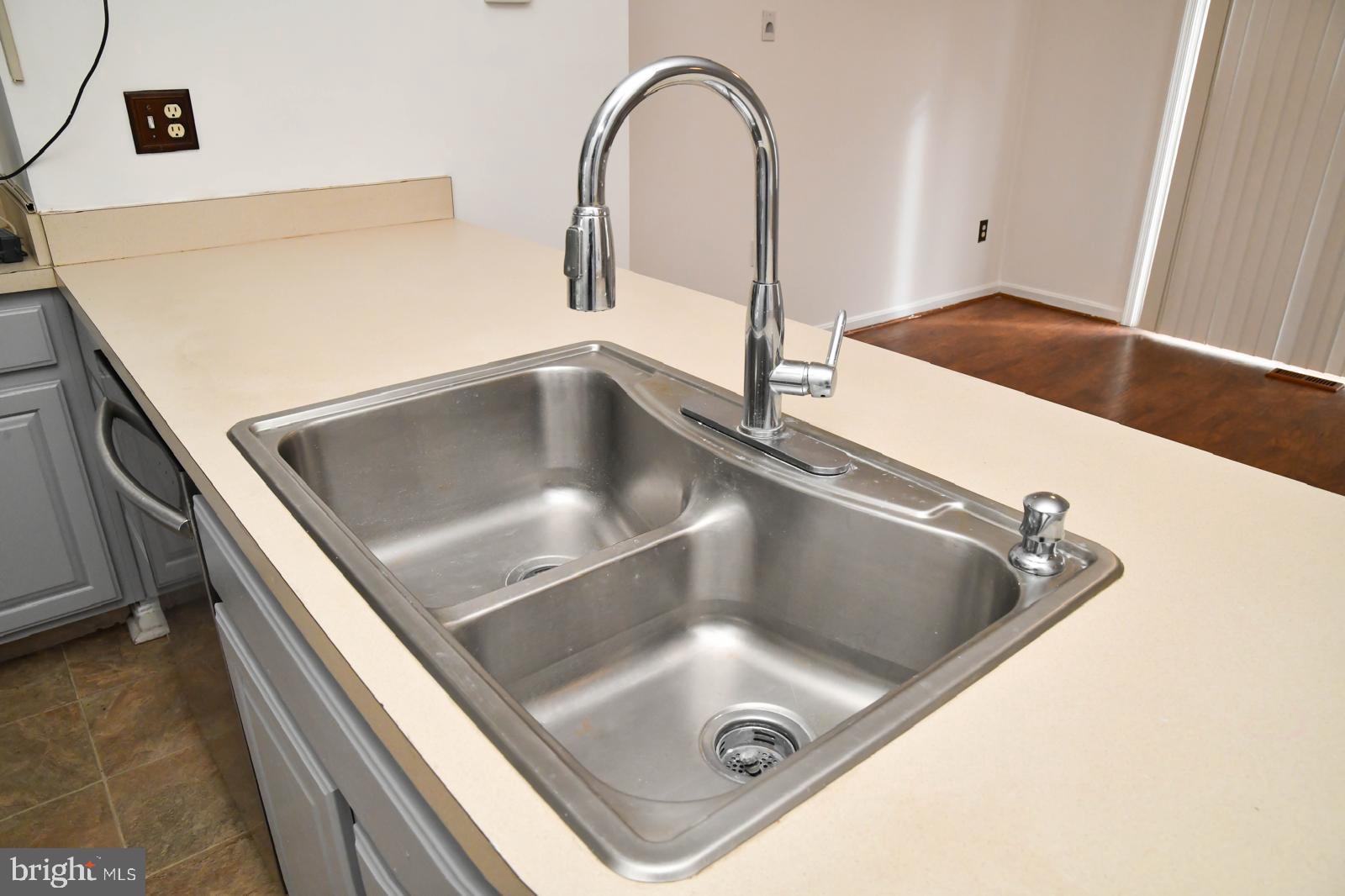 GRANDE VIEW PARK - Residential