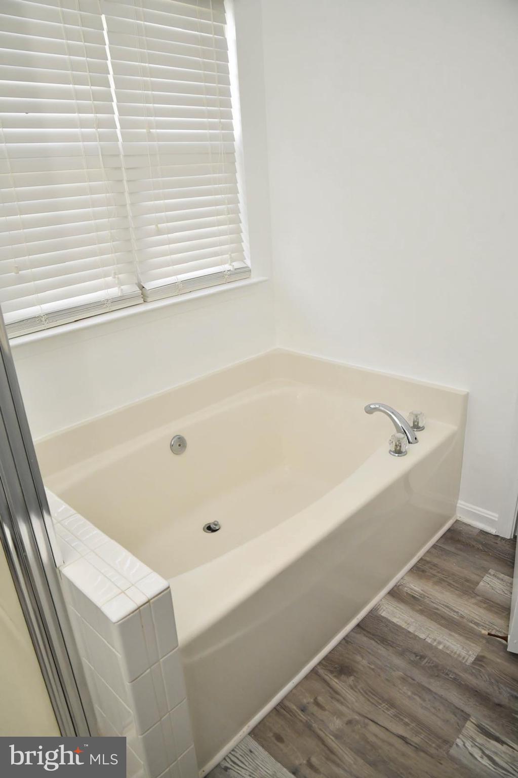 GRANDE VIEW PARK - Residential