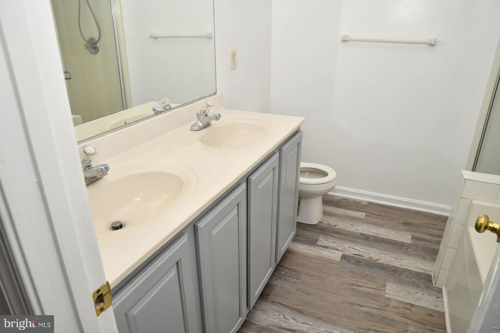 GRANDE VIEW PARK - Residential