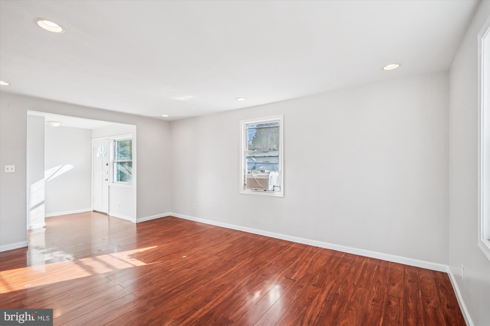 GREEN MEADOWS - Residential