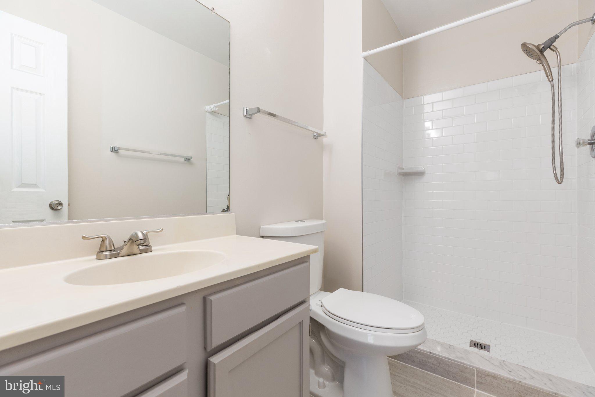 OAK SPRINGS - Residential Lease