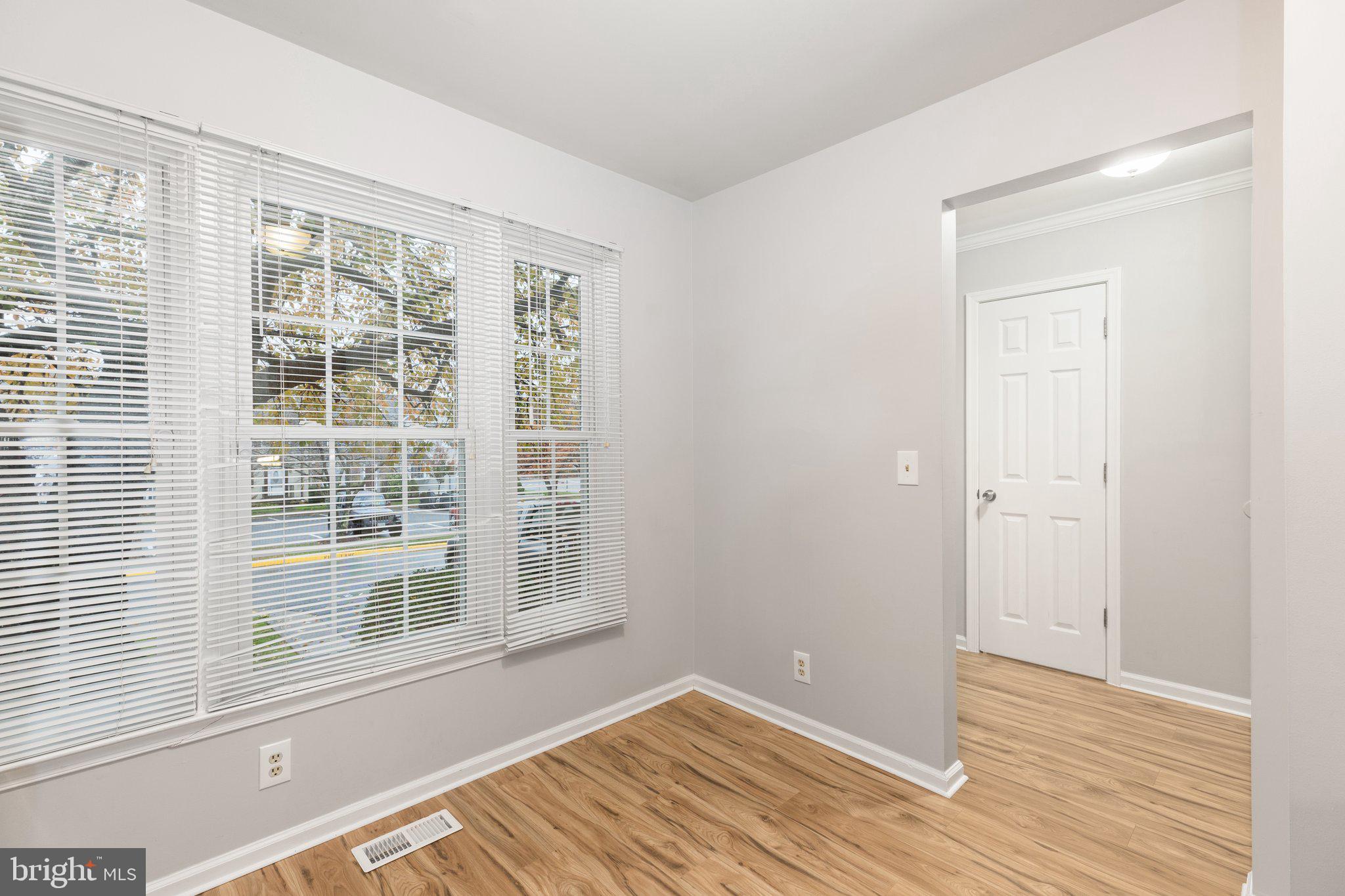 OAK SPRINGS - Residential Lease