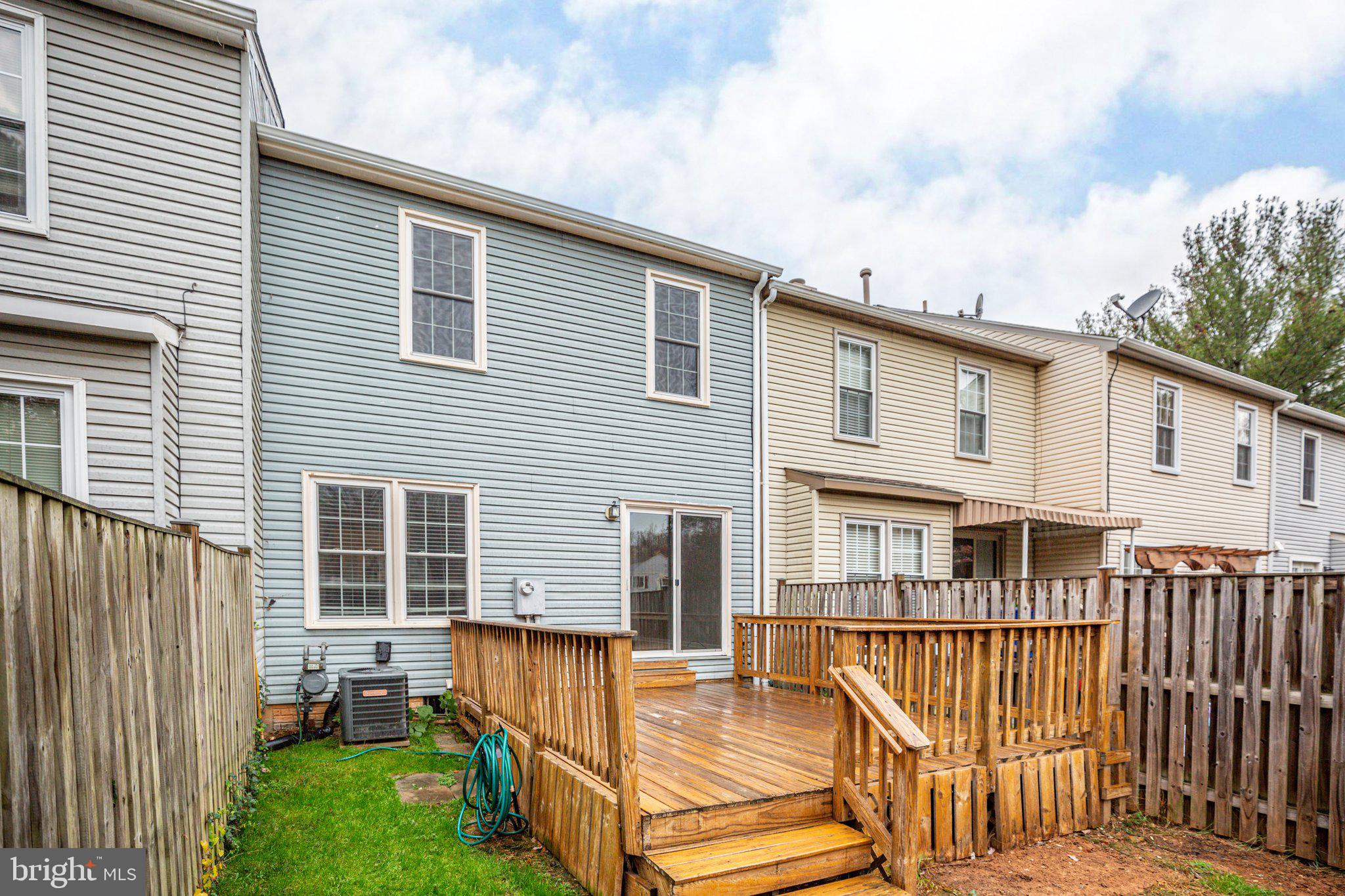 OAK SPRINGS - Residential Lease