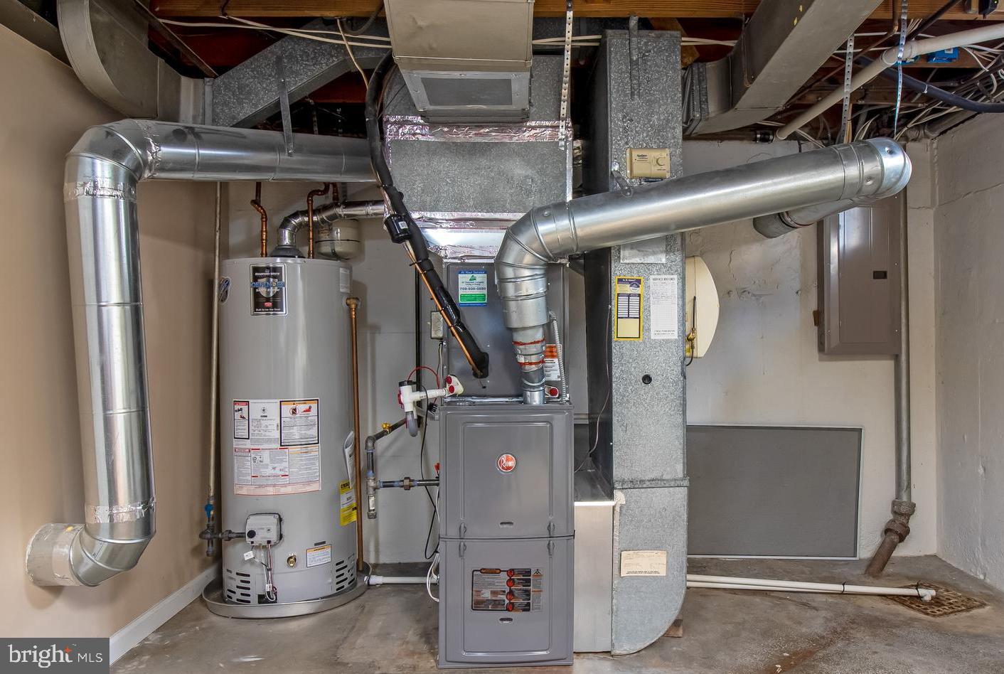 ARLINGTON FOREST - Residential