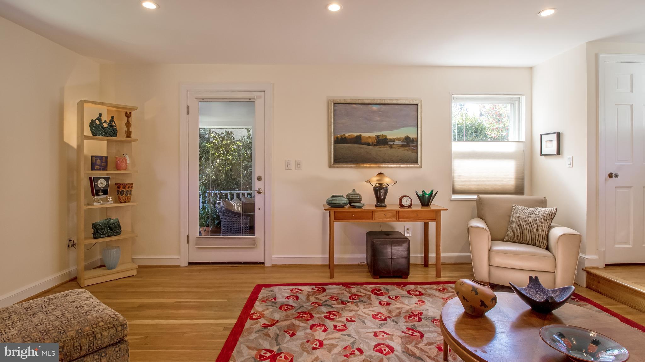 ARLINGTON FOREST - Residential