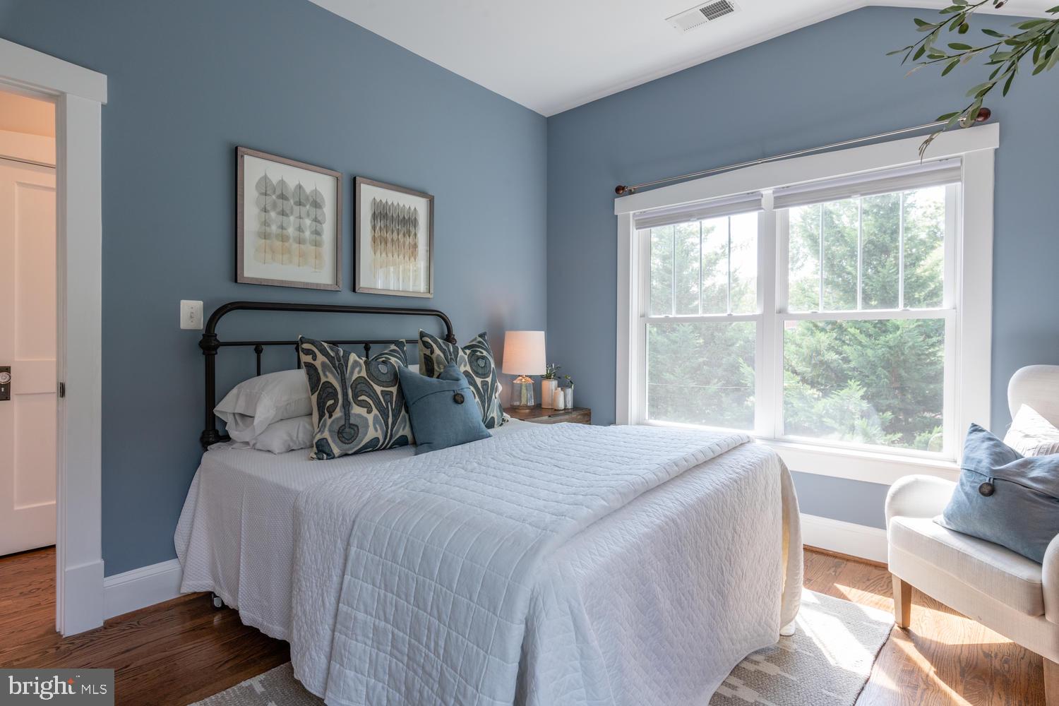 DEL RAY - Residential