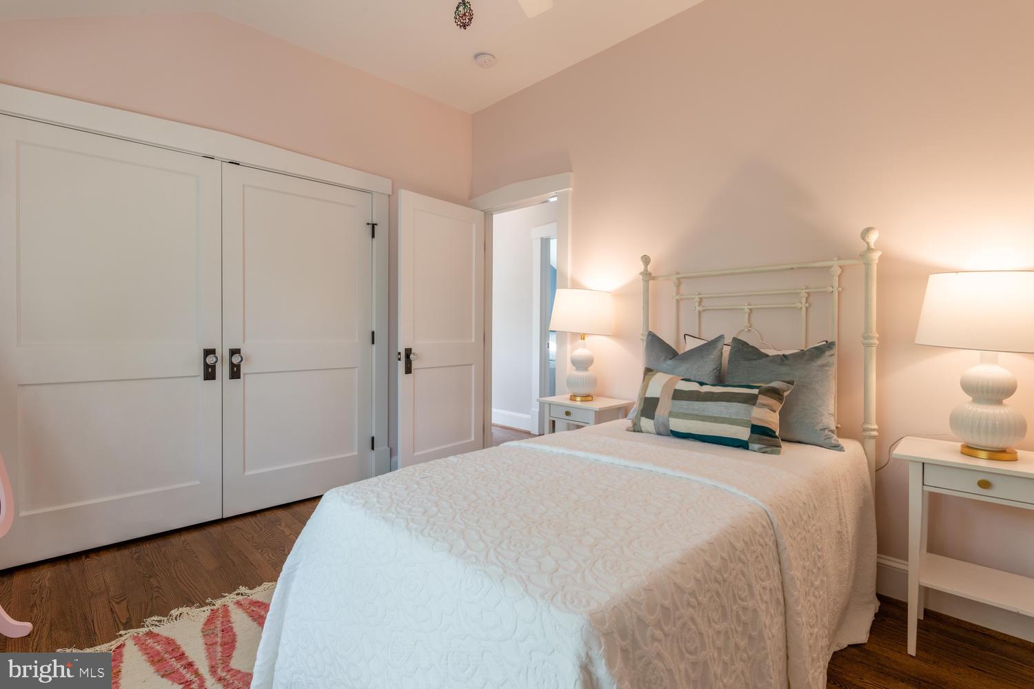 DEL RAY - Residential