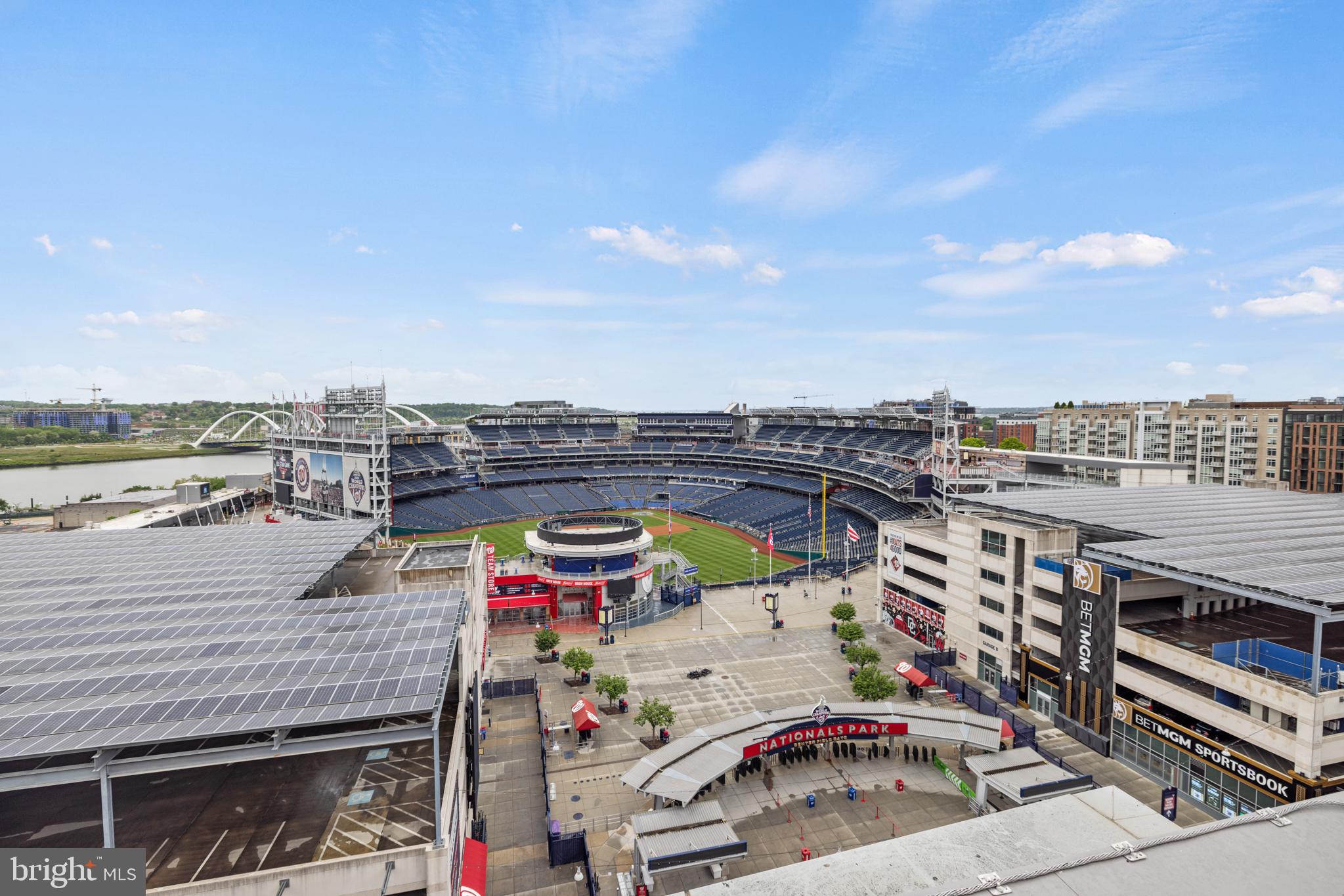 NAVY YARD - Residential