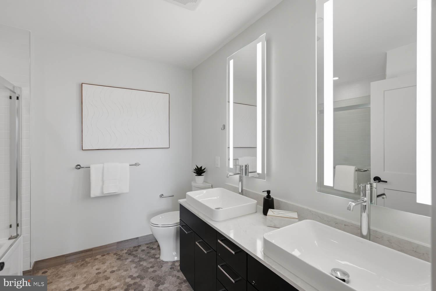 NAVY YARD - Residential